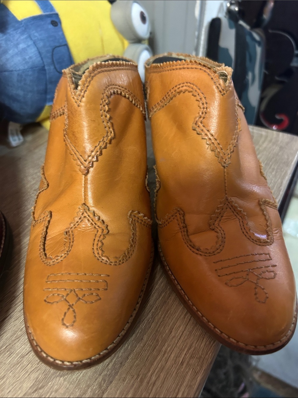 Vintage Women's Tan Leather Western Heels